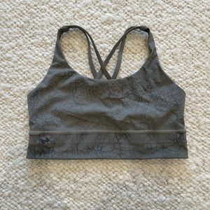 Lululemon sports bra